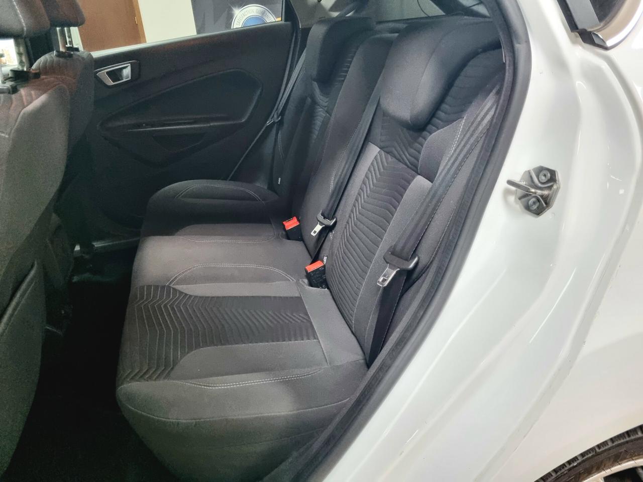 Ford Fiesta 1.5 TDCi 75CV 5 porte Business