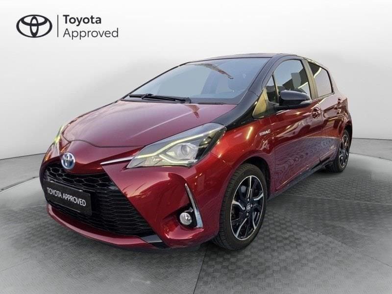 Toyota Yaris 3ª serie 1.5 Hybrid 5 porte Trend "Red Edition"