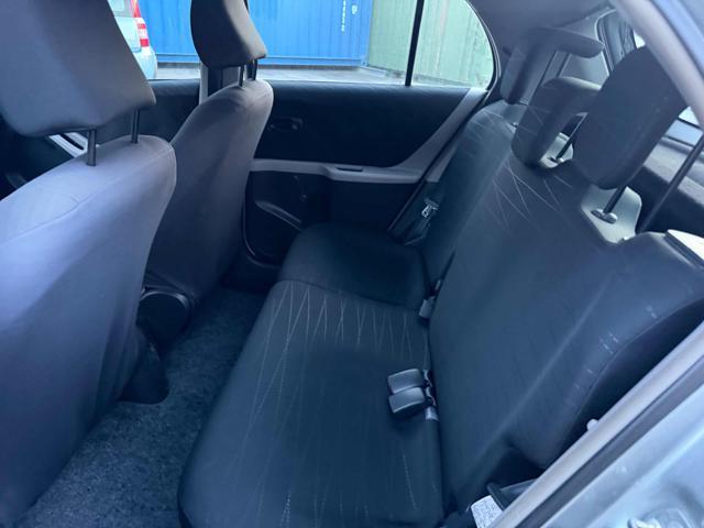 TOYOTA Yaris 108,985km 1.3 5p Sol senza nessun lavoro da fare