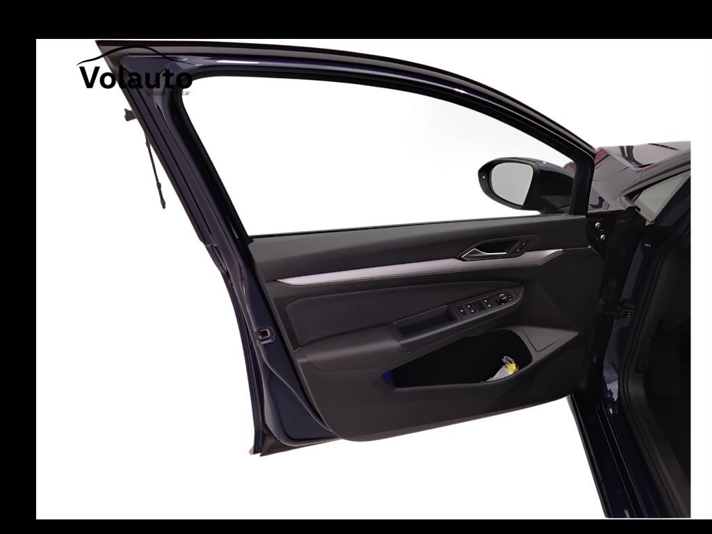 VOLKSWAGEN Golf VIII 2020 - Golf 1.0 etsi evo Life 110cv dsg