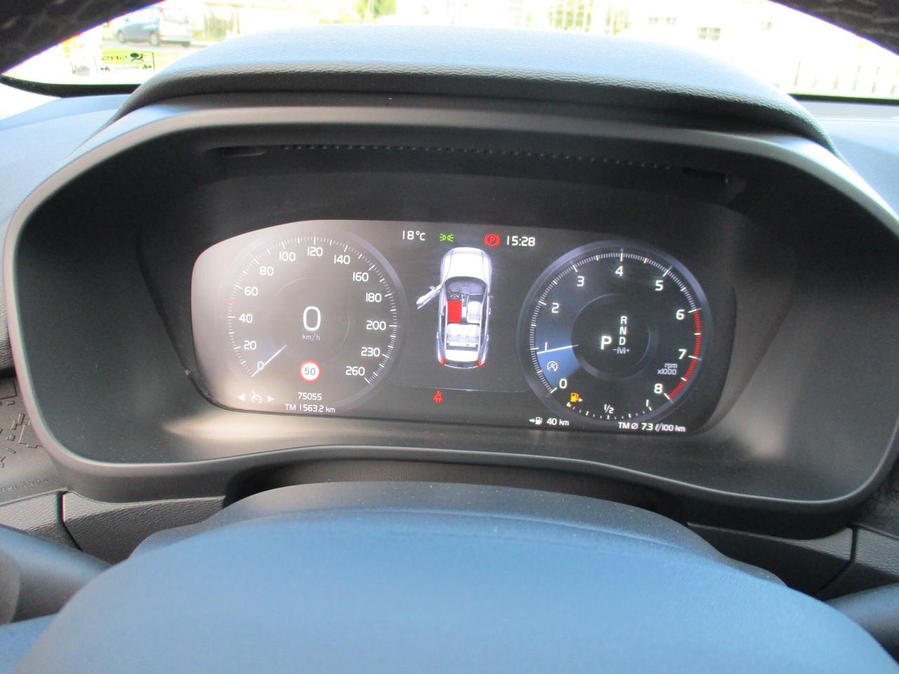 Volvo XC40 T2 automatico Essential