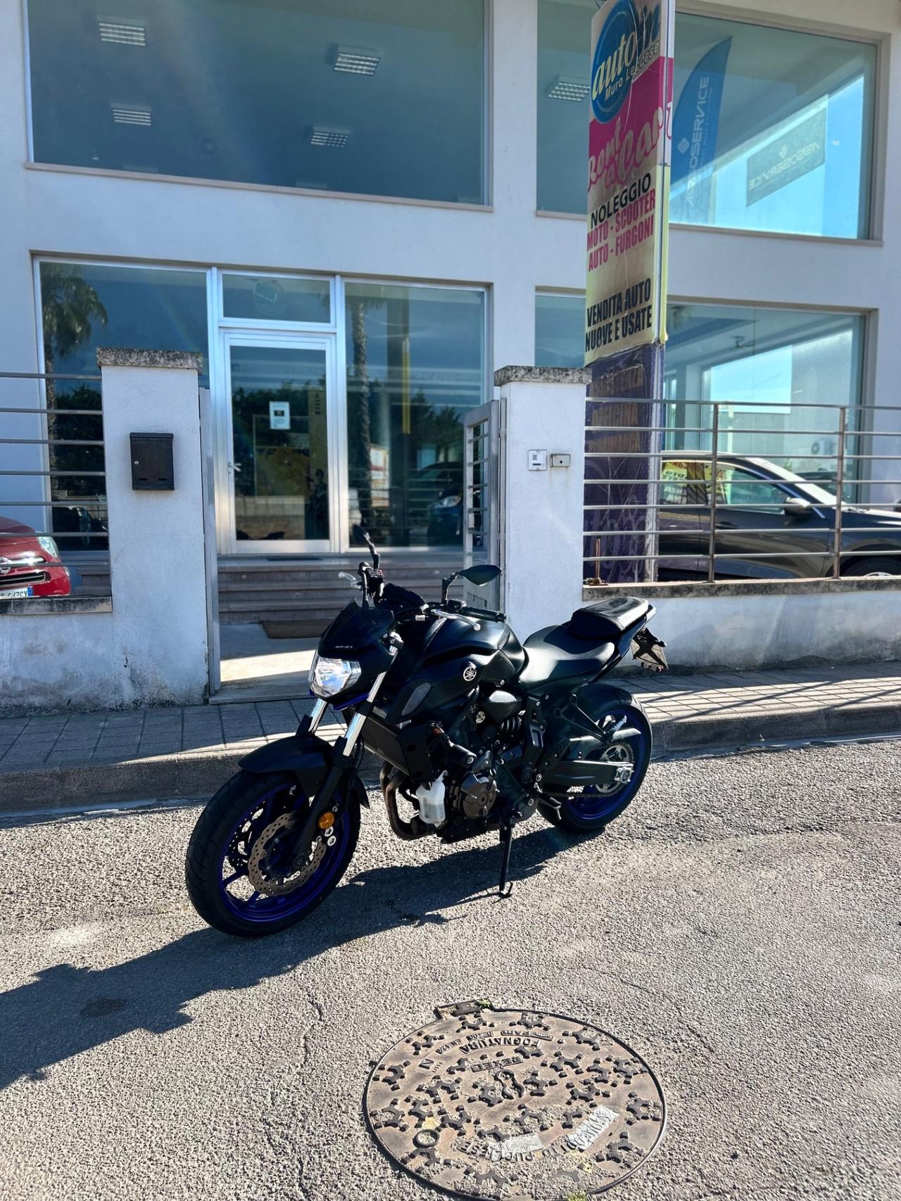 Yamaha MT-07 Strada