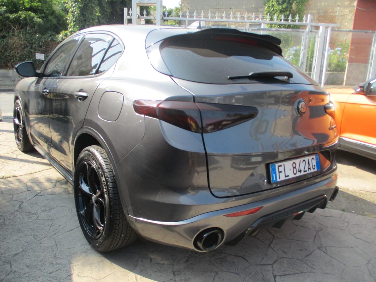 Alfa Romeo Stelvio 2.2 Turbodiesel 180 CV AT8 RWD Business