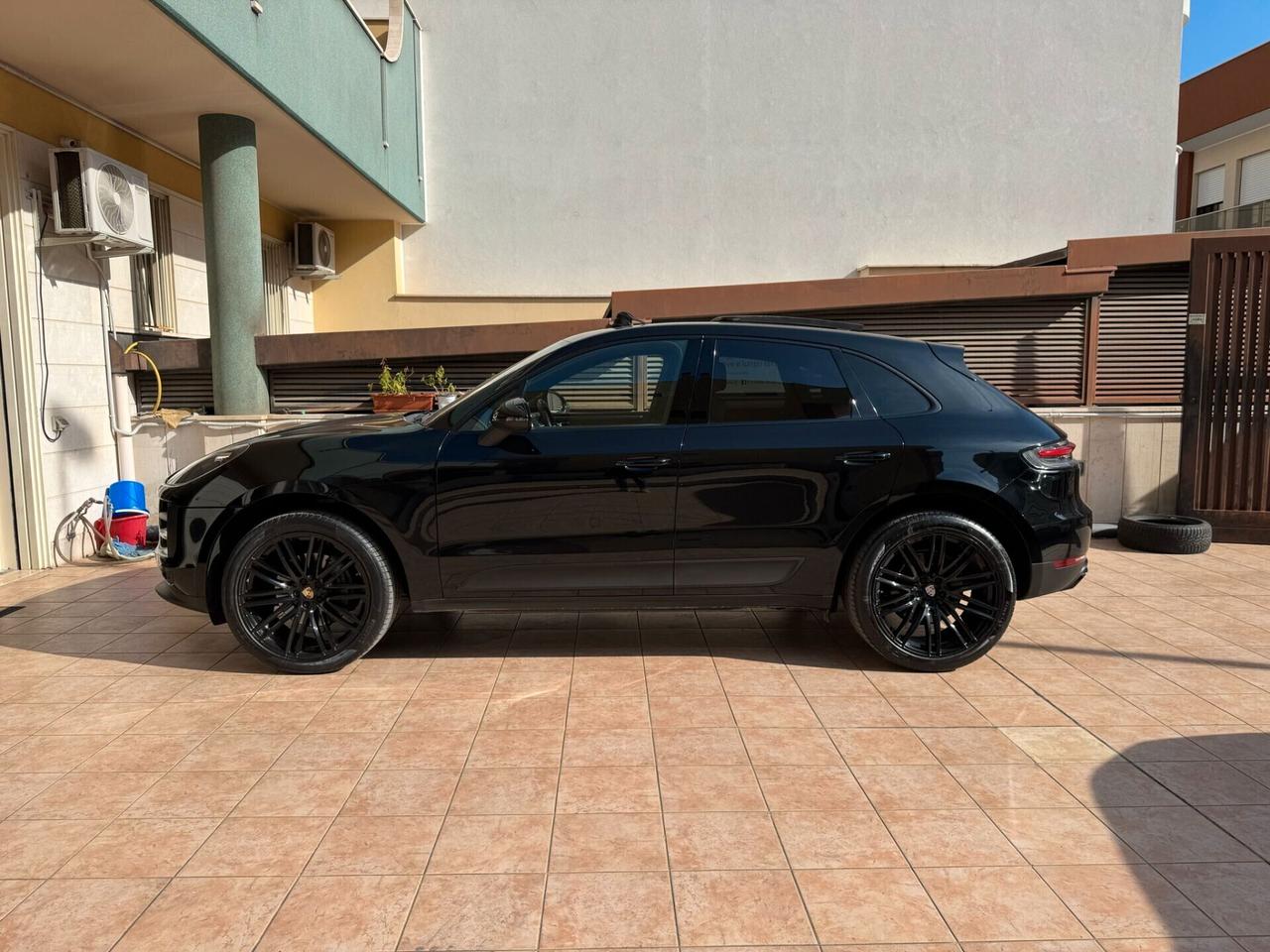 Porsche Macan 2.0 245CV TETTO