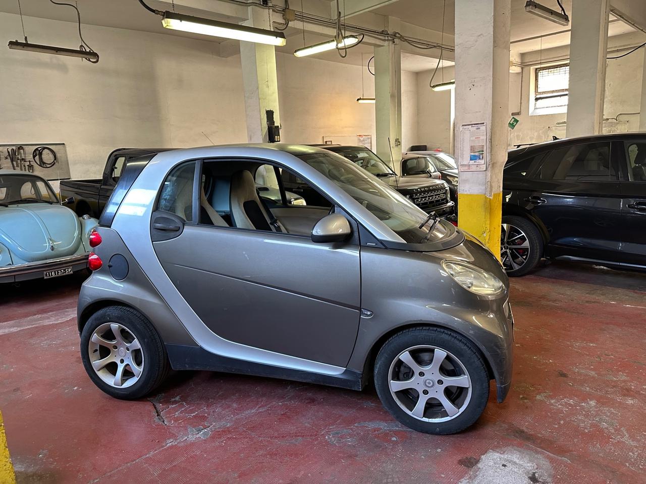 Smart ForTwo 1000 52 kW MHD coupé passion