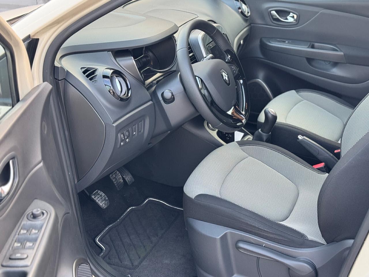 Renault Captur 1.5 dCi 8V 90 CV