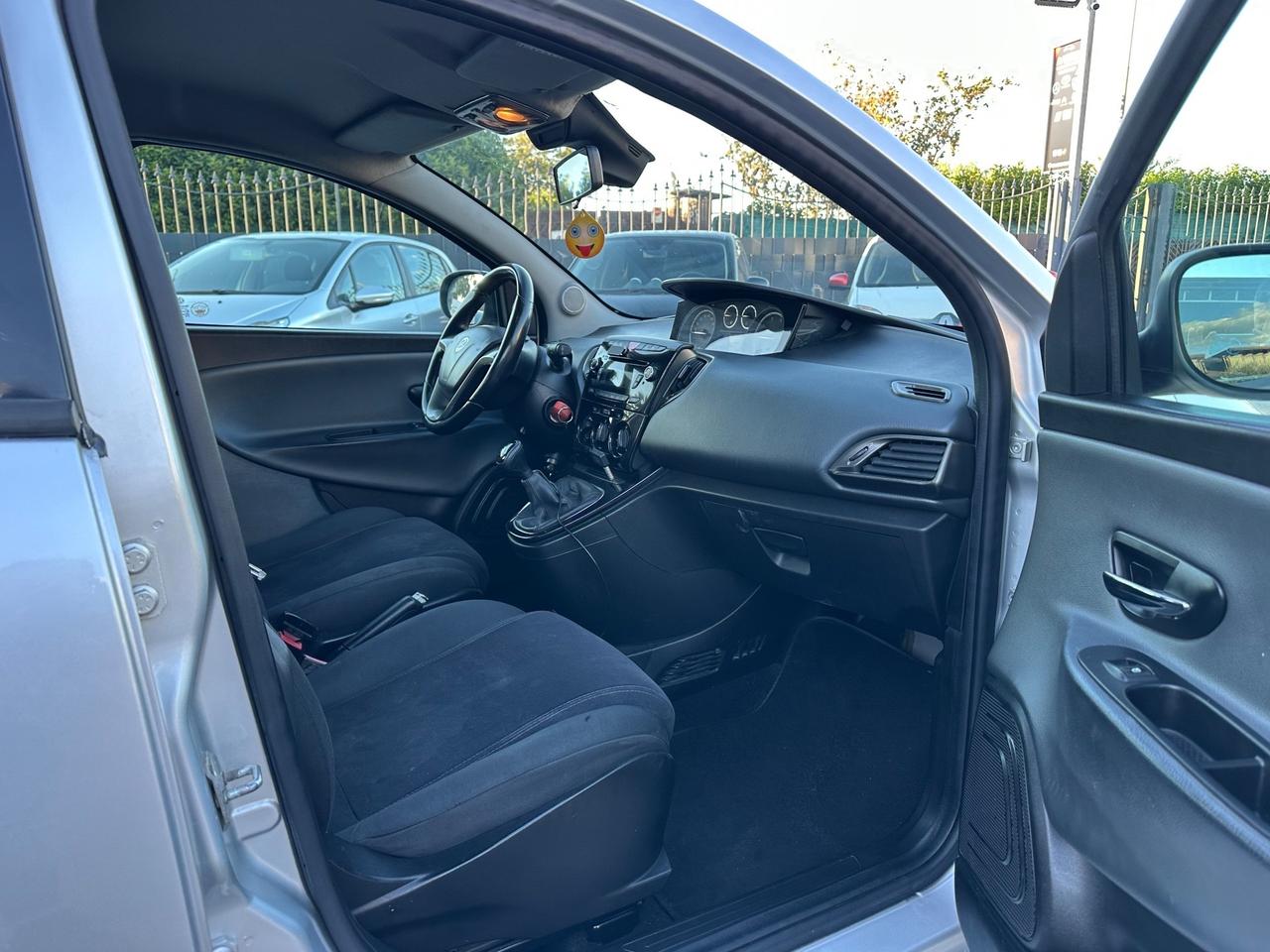 Lancia Ypsilon 1.3 MJT 16V 95 CV S&S Gold 2013