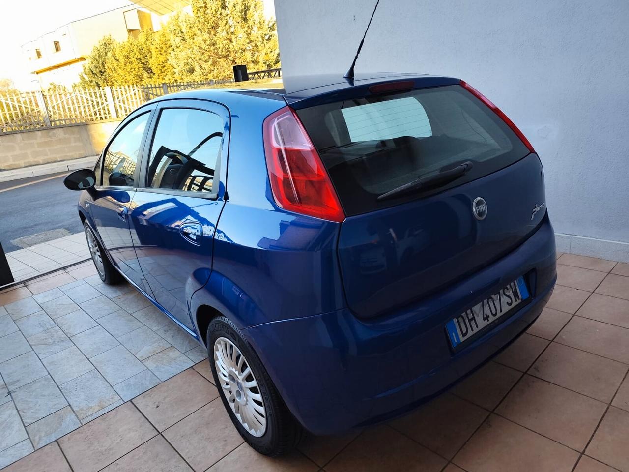 Fiat Grande Punto Grande Punto 1.4 Starjet 16V 5 porte Dynamic GPL