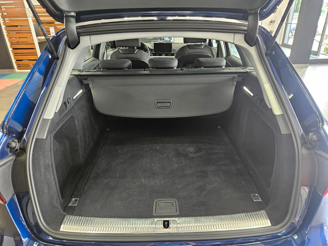 AUDI A4 Avant 30 2.0 tdi mhev 136cv s-tronic - IVA ESPOSTA