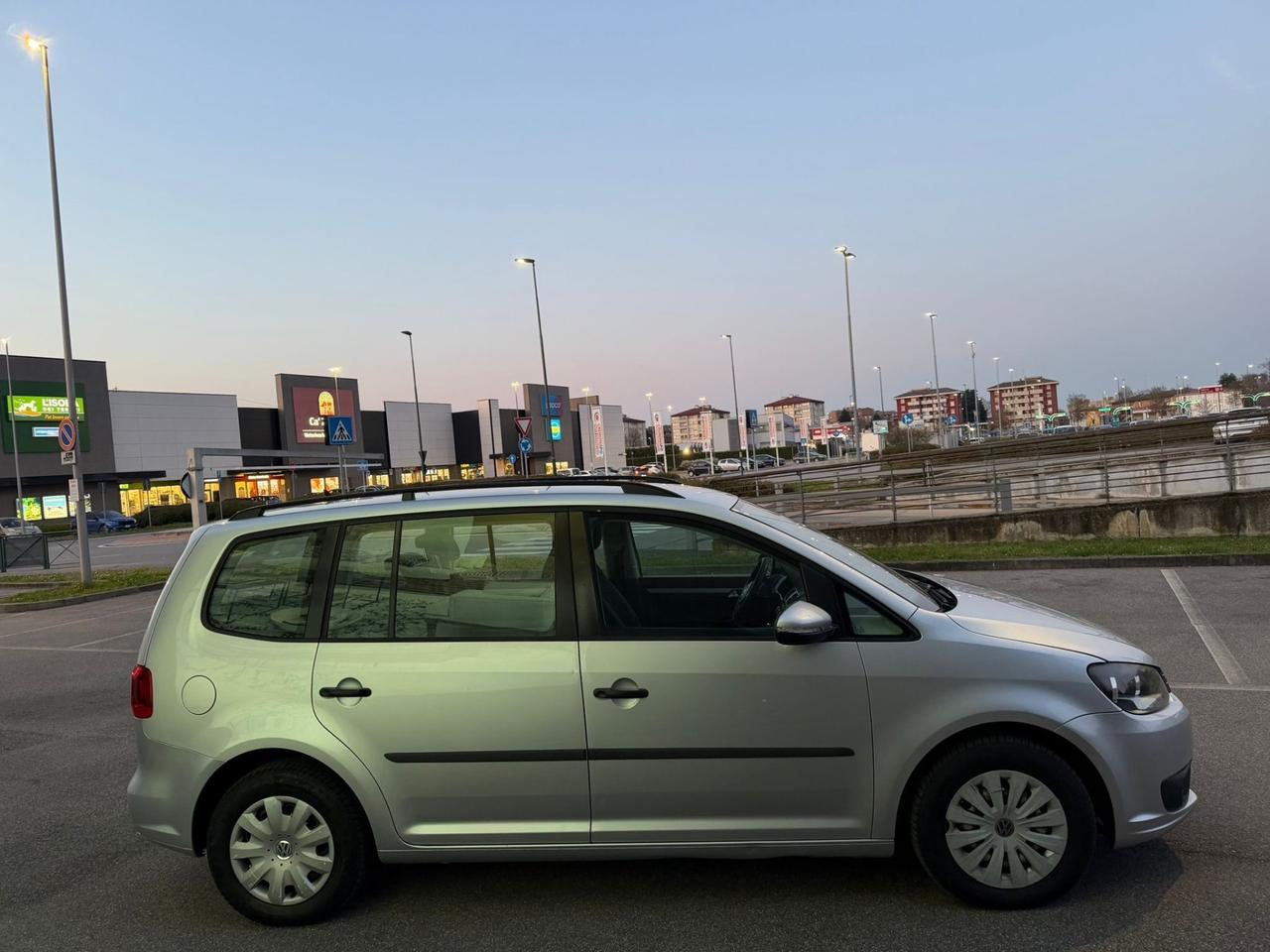 Volkswagen Touran Business 1.6 TDI Comfortline