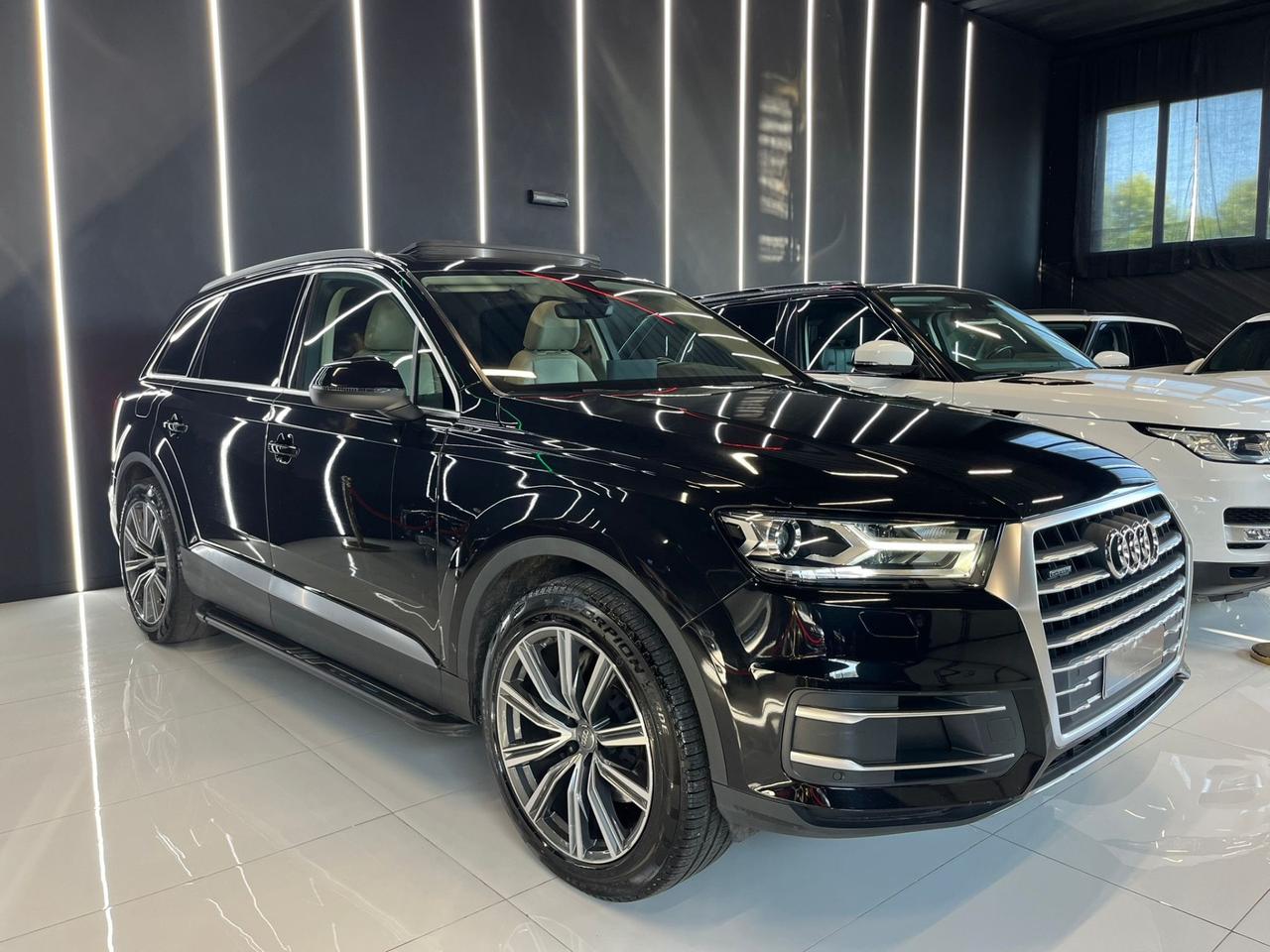 Audi Q7 45 TDI quattro tiptronic Business 7 POSTI TETTO FULL OPTIONAL