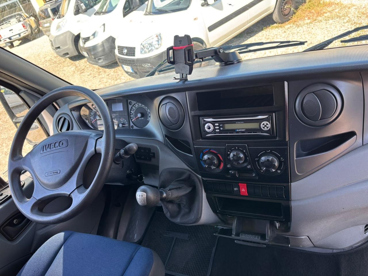 Iveco Daily 35C12 2.3 Hpi PL-RG Cabinato