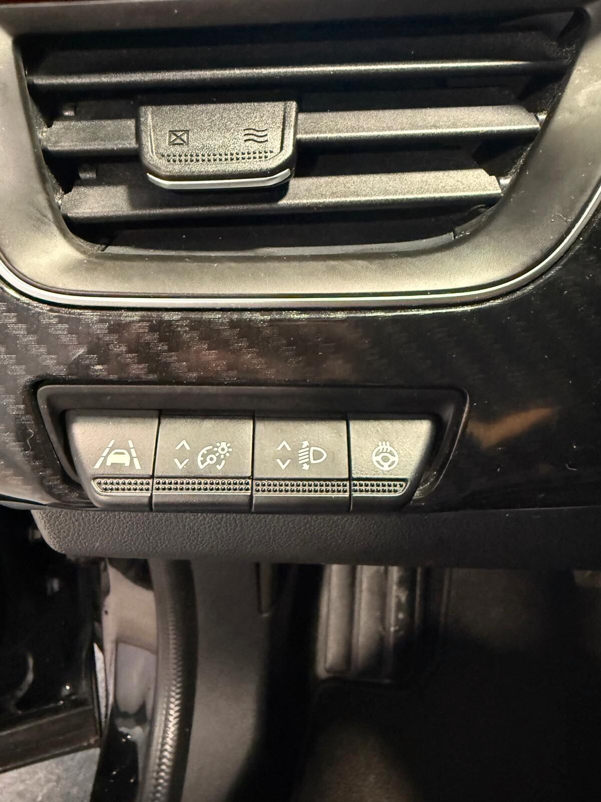 Renault Arkana Hybrid E-Tech 145 CV R.S. Line