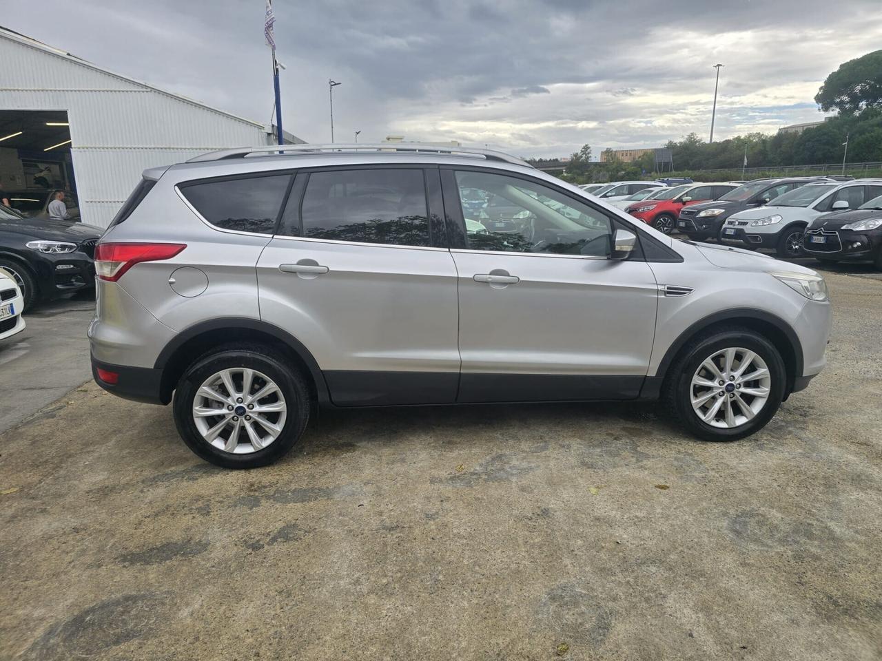 Ford Kuga 2.0 TDCI 120 CV S&S 2WD Titanium