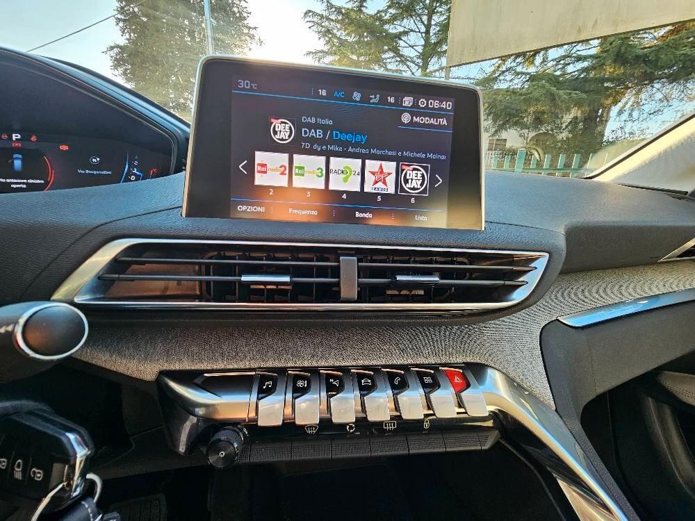 Peugeot 3008 BlueHDi 130 S&S Allure
