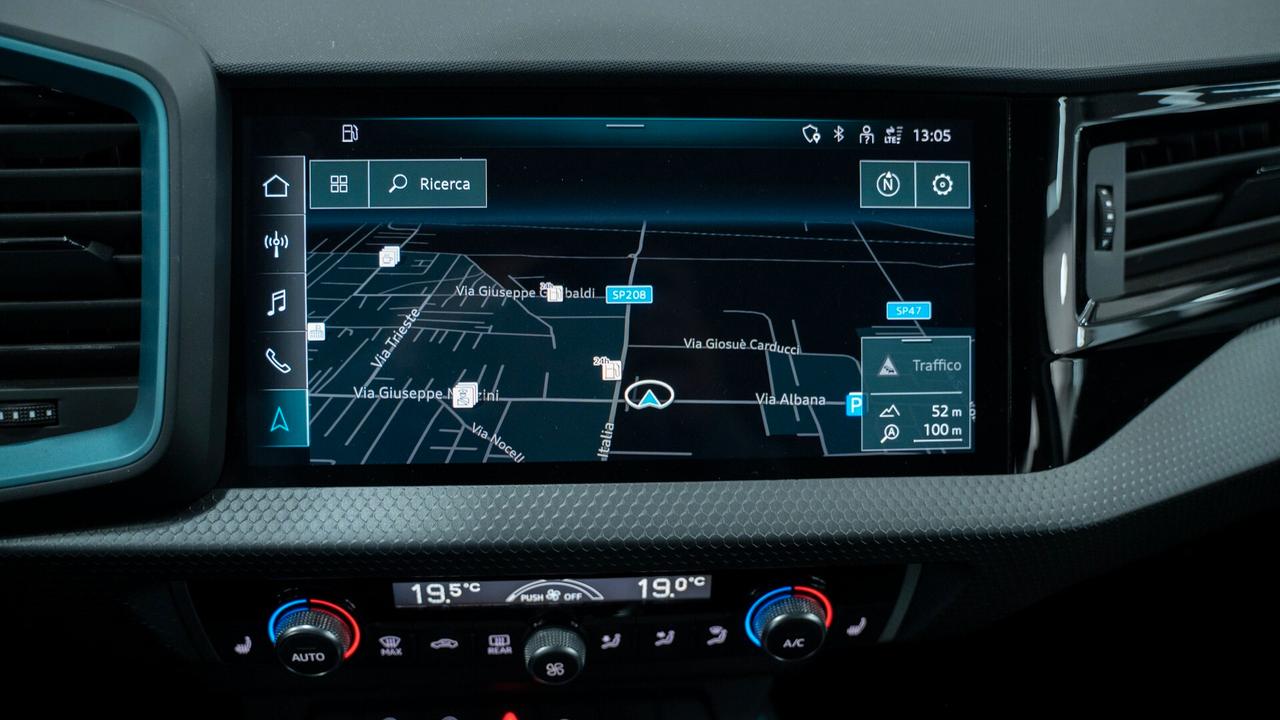 Audi A1 CITYCARVER 30 1.0 TFSI S TRONIC SPORT 110 CV XENO NAVI KEYLESS FULL OPTIONAL