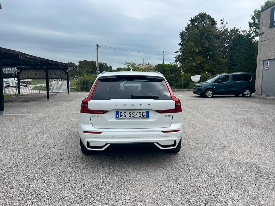 Volvo XC60 2.0 b4 Plus Dark awd auto - FULL OPTIONAL