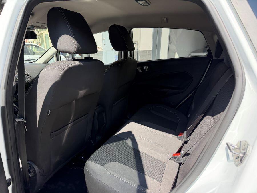 Ford fiesta 1.4 gpl serie titanium certificat nuov