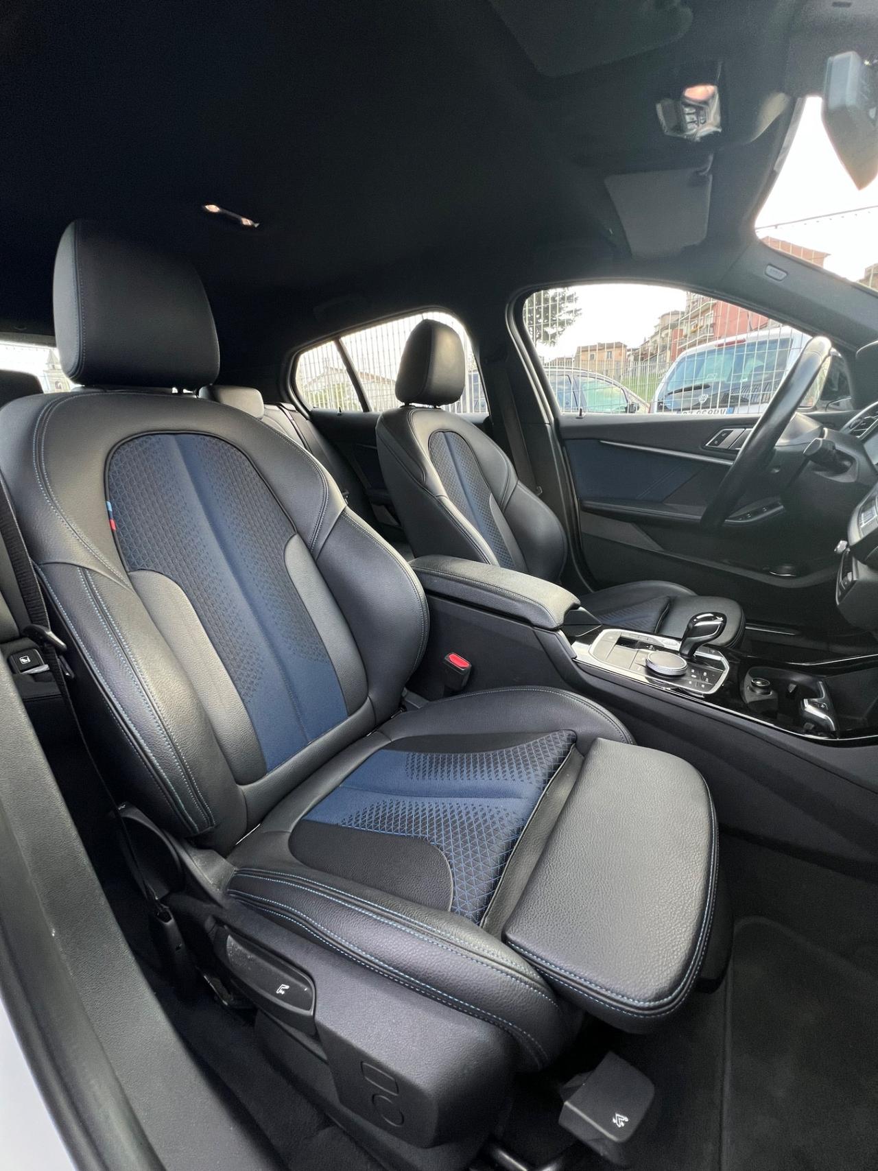 Bmw 116 116d 5p. Msport