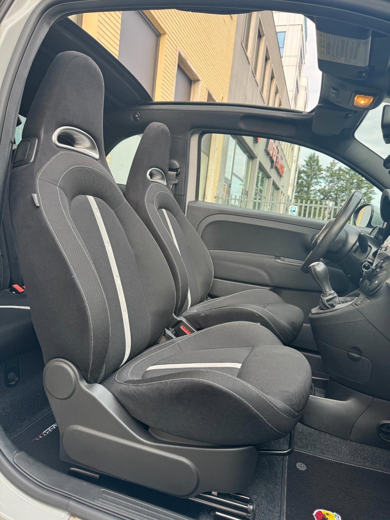 Abarth 500 CABRIO PARI AL NUOVO