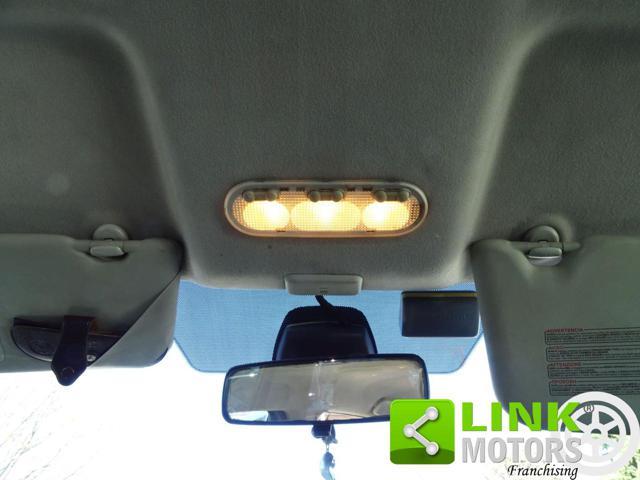 NISSAN Qashqai 2.0 dCi DPF Acenta