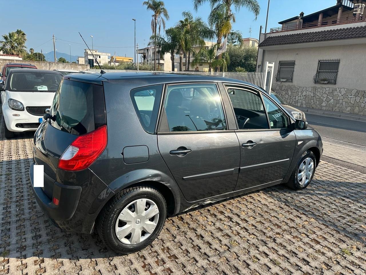 Renault Scénic 1.5 dCi/105CV Serie Speciale-02/2009