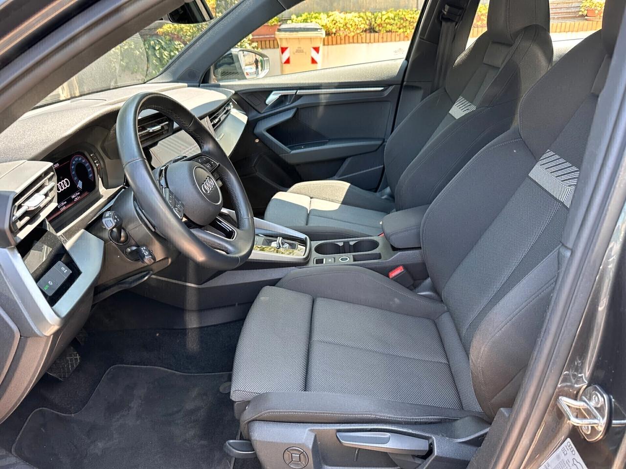 Audi A3 Sportback 30 TDI S tronic S LINE_PANORAMA_R18_VIRTUAL NAVI