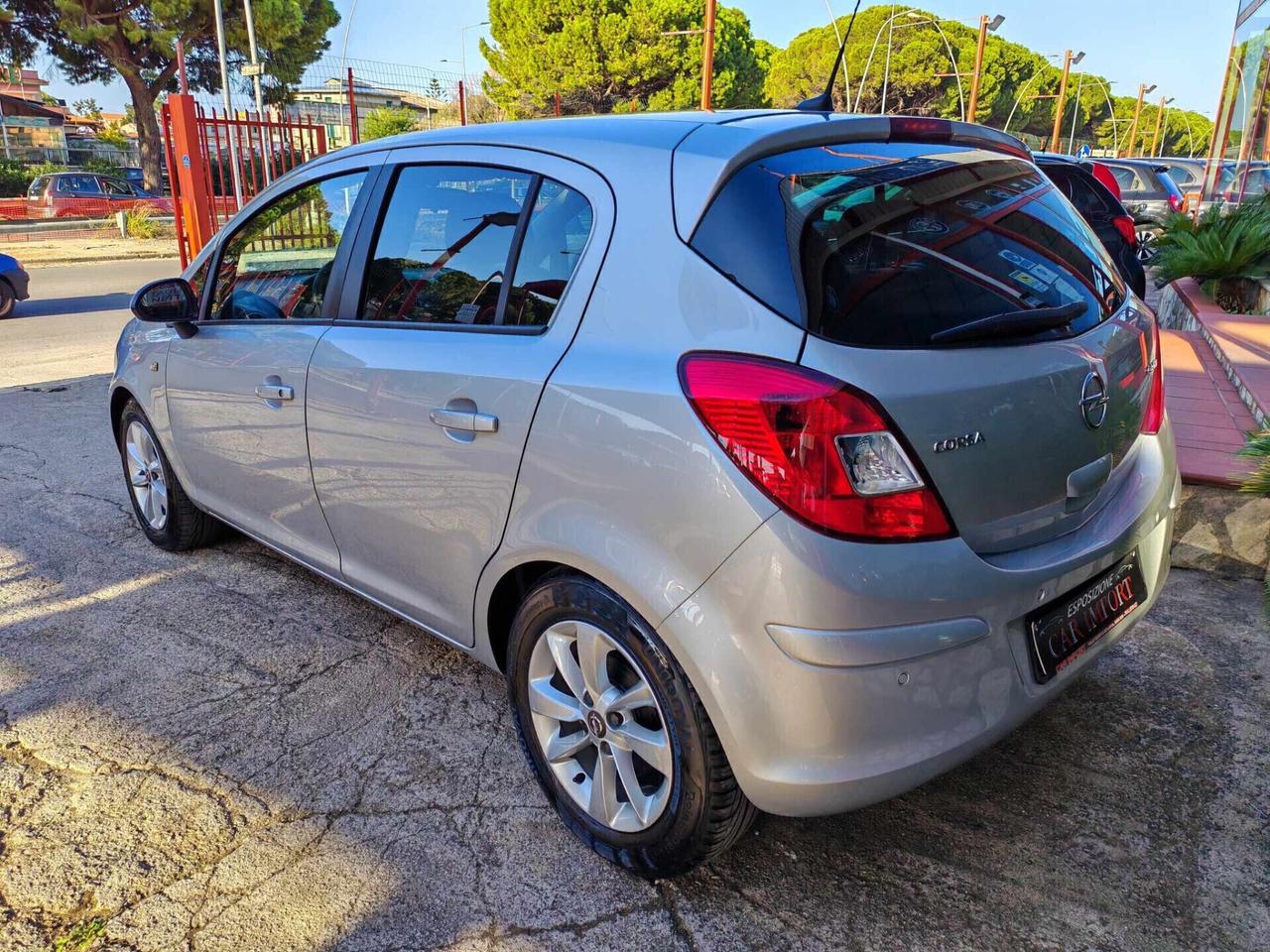 Opel Corsa 1.3 diesel 06/2014 Cv75 STRAFULL