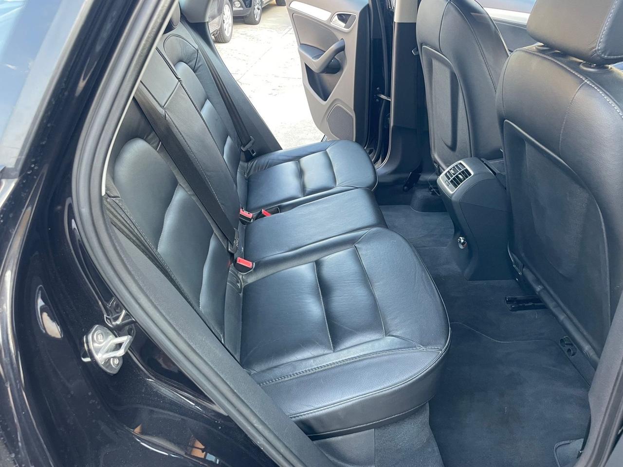 Audi Q3 2.0 TDI 103 kw 2012