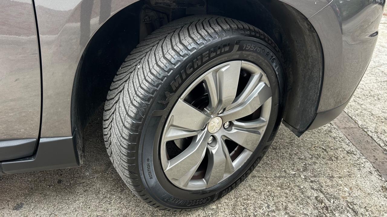 Peugeot 2008 BlueHDi 75 Active 124000km