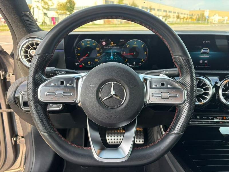 Mercedes-Benz Classe A A180 PREMIUM AMG