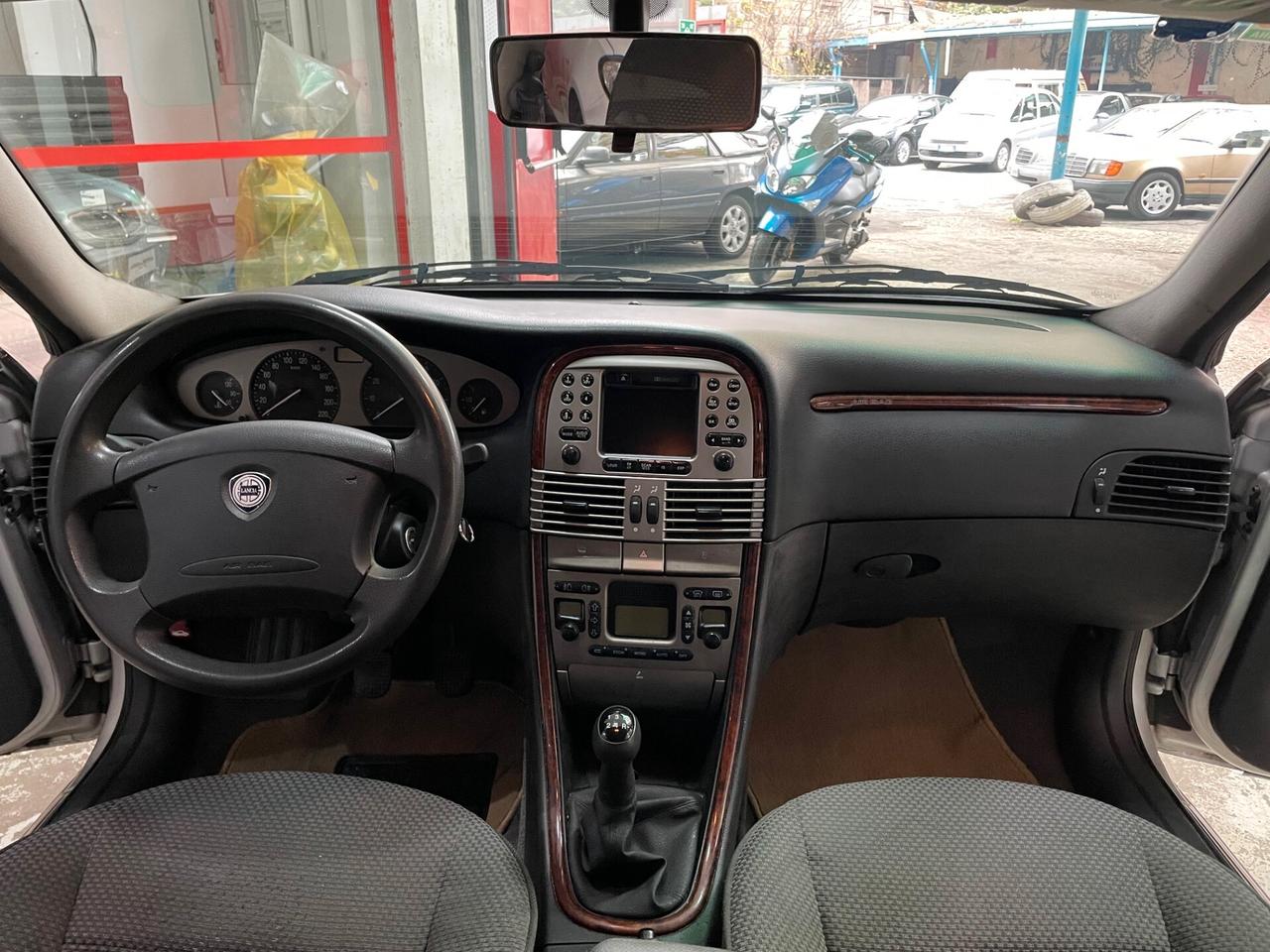 Lancia Lybra 1.6i 16V cat LX