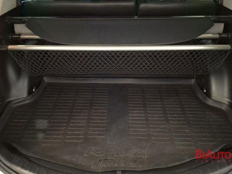 Toyota RAV4 Rav4 2.5 vvt-i h Lounge 2wd e-cvt my17