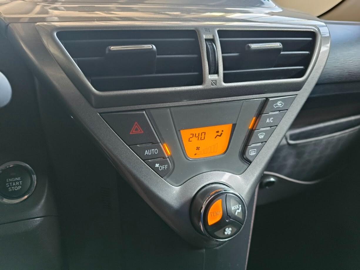 Toyota iQ 1.0 Sol CAMBIO AUTOMATICO POCHI KM