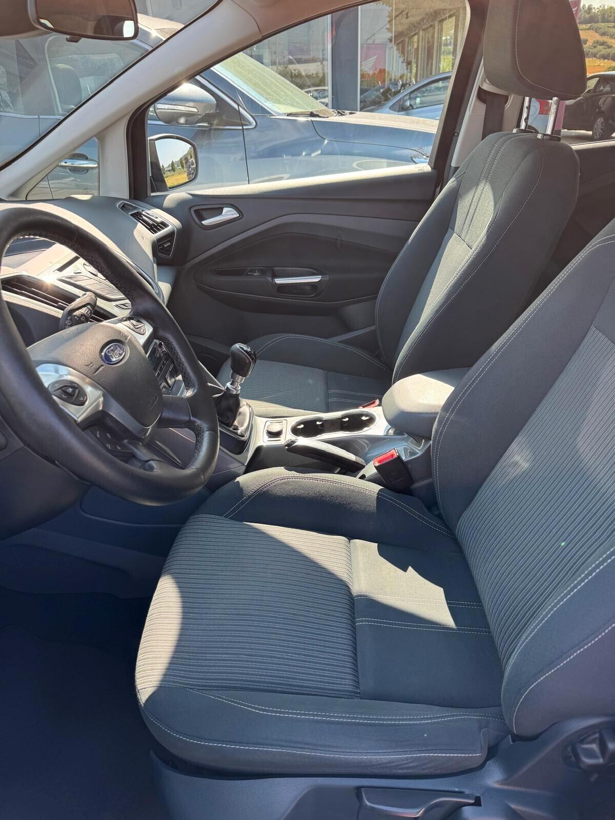 Ford C-Max 1.0 EcoBoost 100CV Titanium