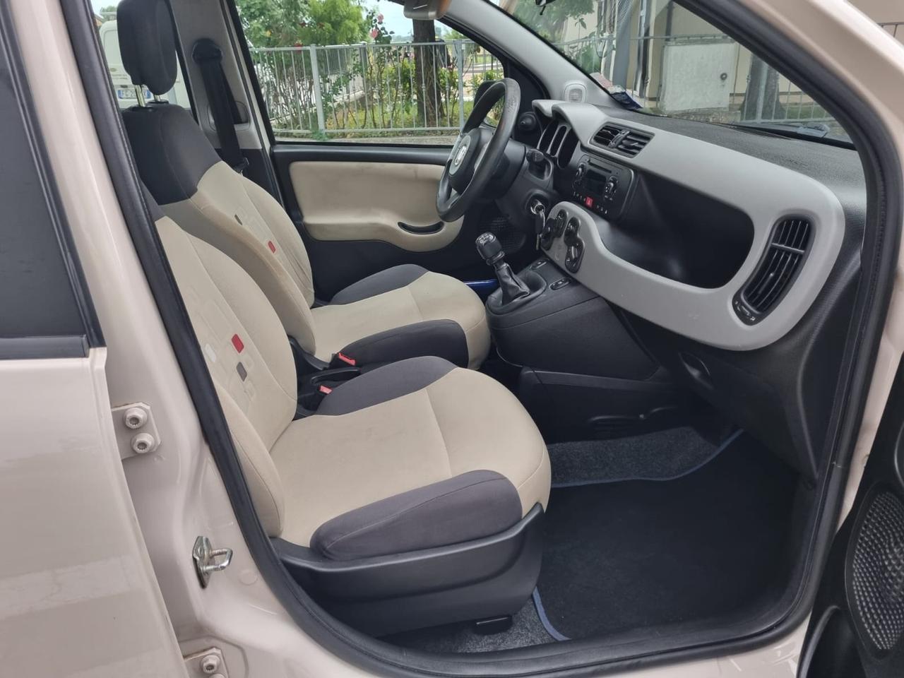 Fiat Panda 0.9 TwinAir Turbo Natural Power Lounge
