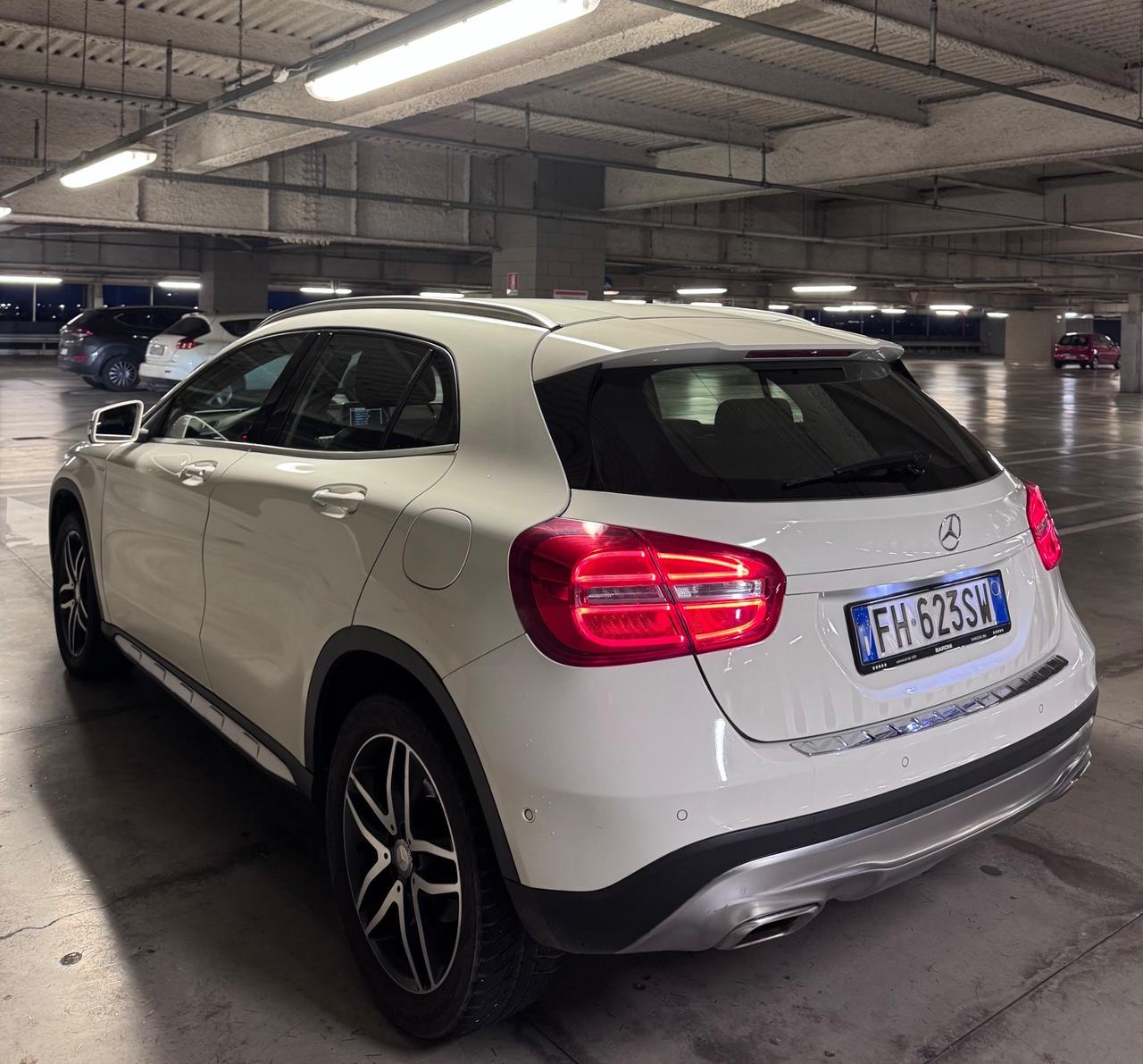 Mercedes-benz GLA 220 d Automatic 4Matic Premium