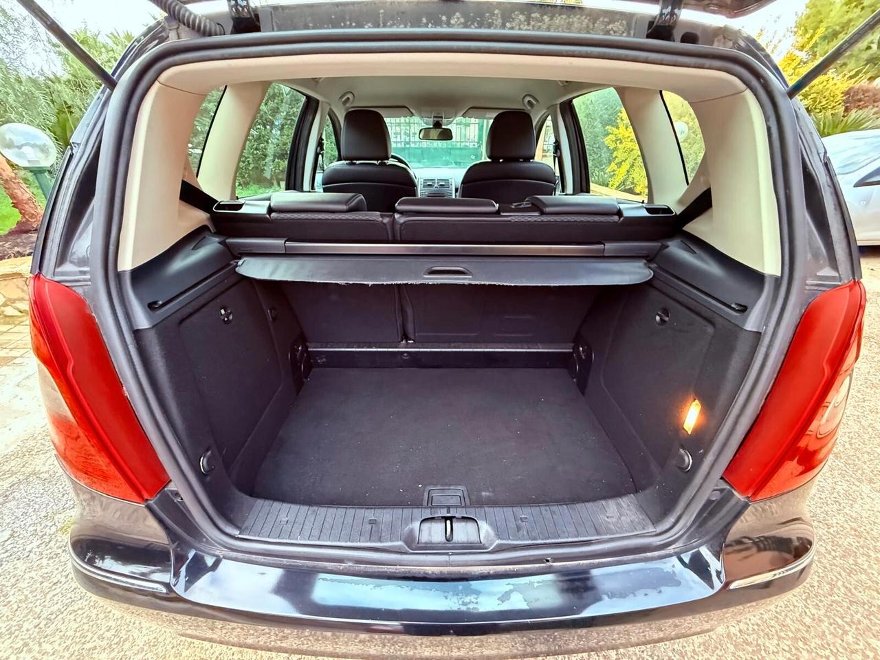 Mercedes-benz A 200 180 CDI Premium