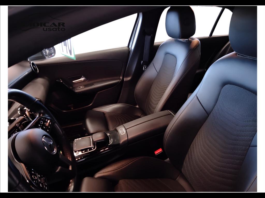 Mercedes-Benz Classe A - W177 2018 - A 180 d Business Extra auto