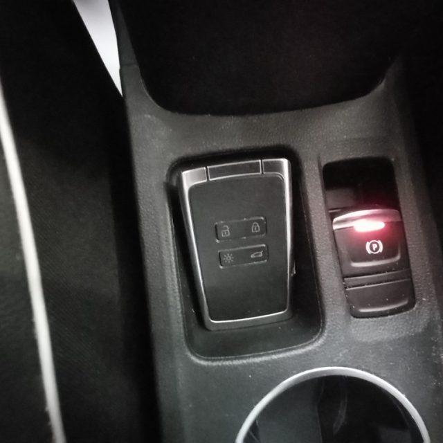 RENAULT Captur Blue dCi 115 CV EDC Intens