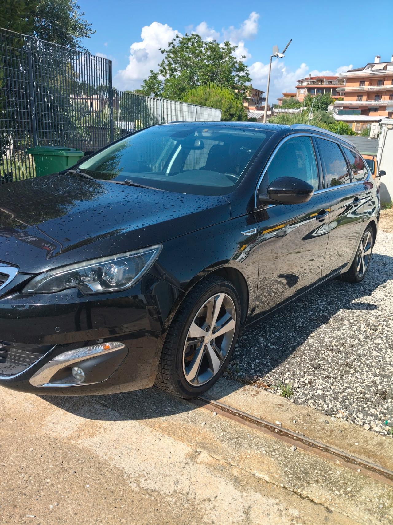 Peugeot 308 BlueHDi 120 S&S EAT6 SW Allure