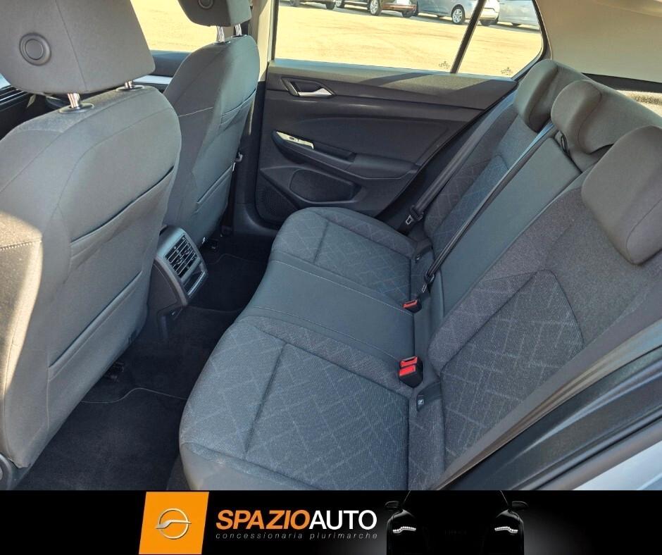 Volkswagen Golf VIII NUOVO MODELLO 2.0 TDI SCR *LUXURY 1ST* FULL