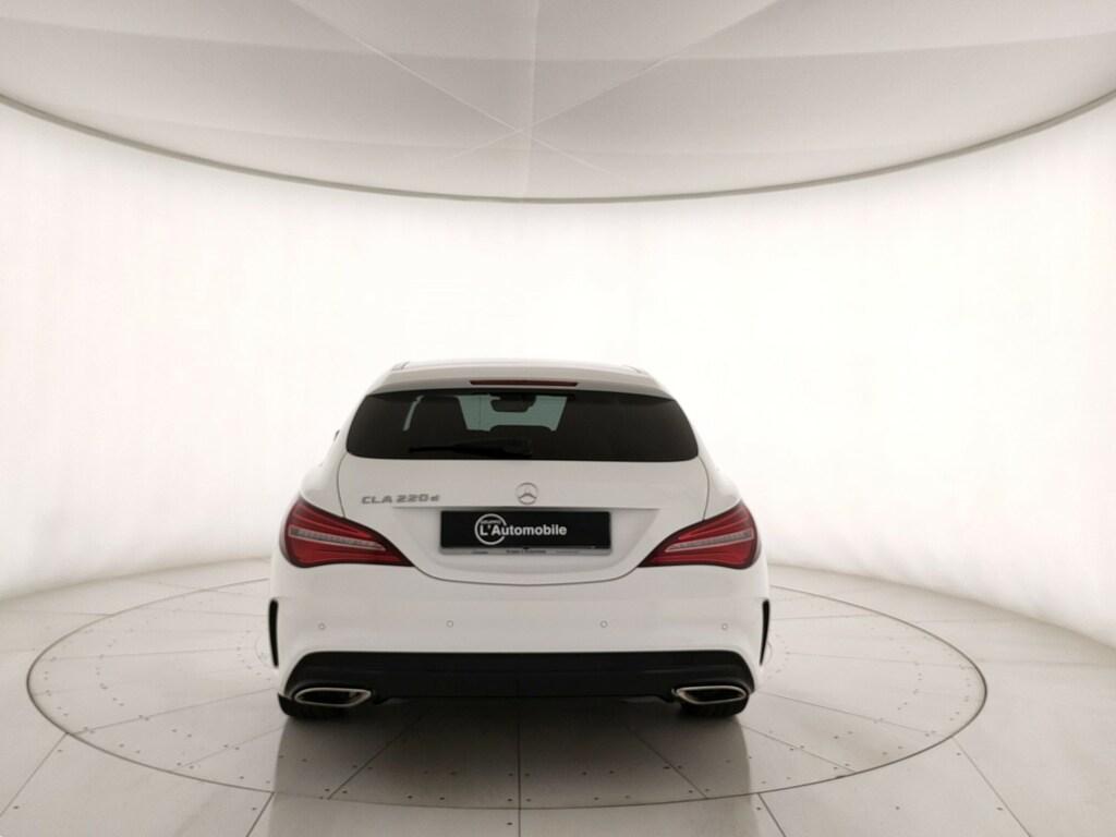 Mercedes CLA Shooting Brake 220 D Night edition 7G-DCT