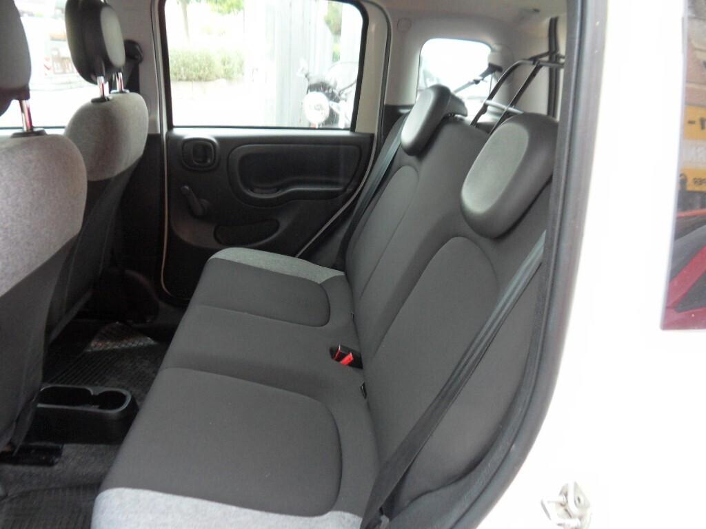 Fiat Panda 1.0 GSE S&S Hybrid Street Van 4 posti