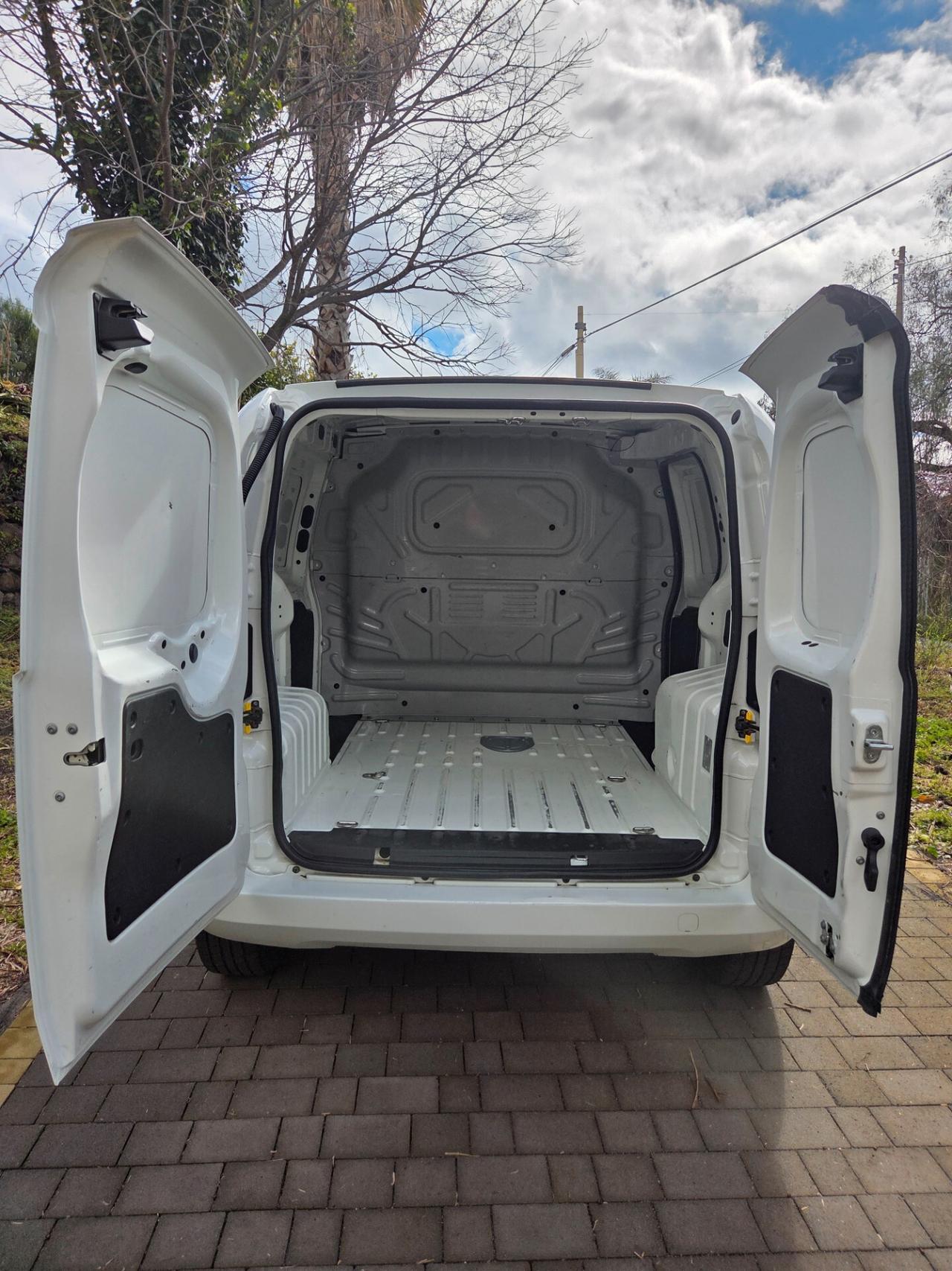 Fiat Fiorino 1.3 MJT 80CV Combinato