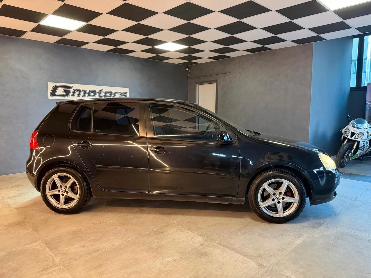Volkswagen Golf STYLE