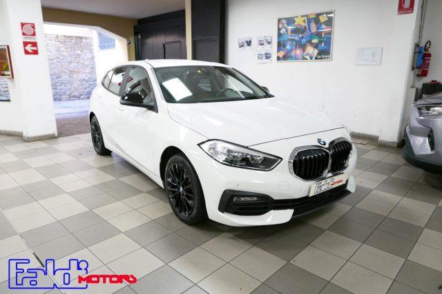 BMW 118 i 5p. Advantage Autom.