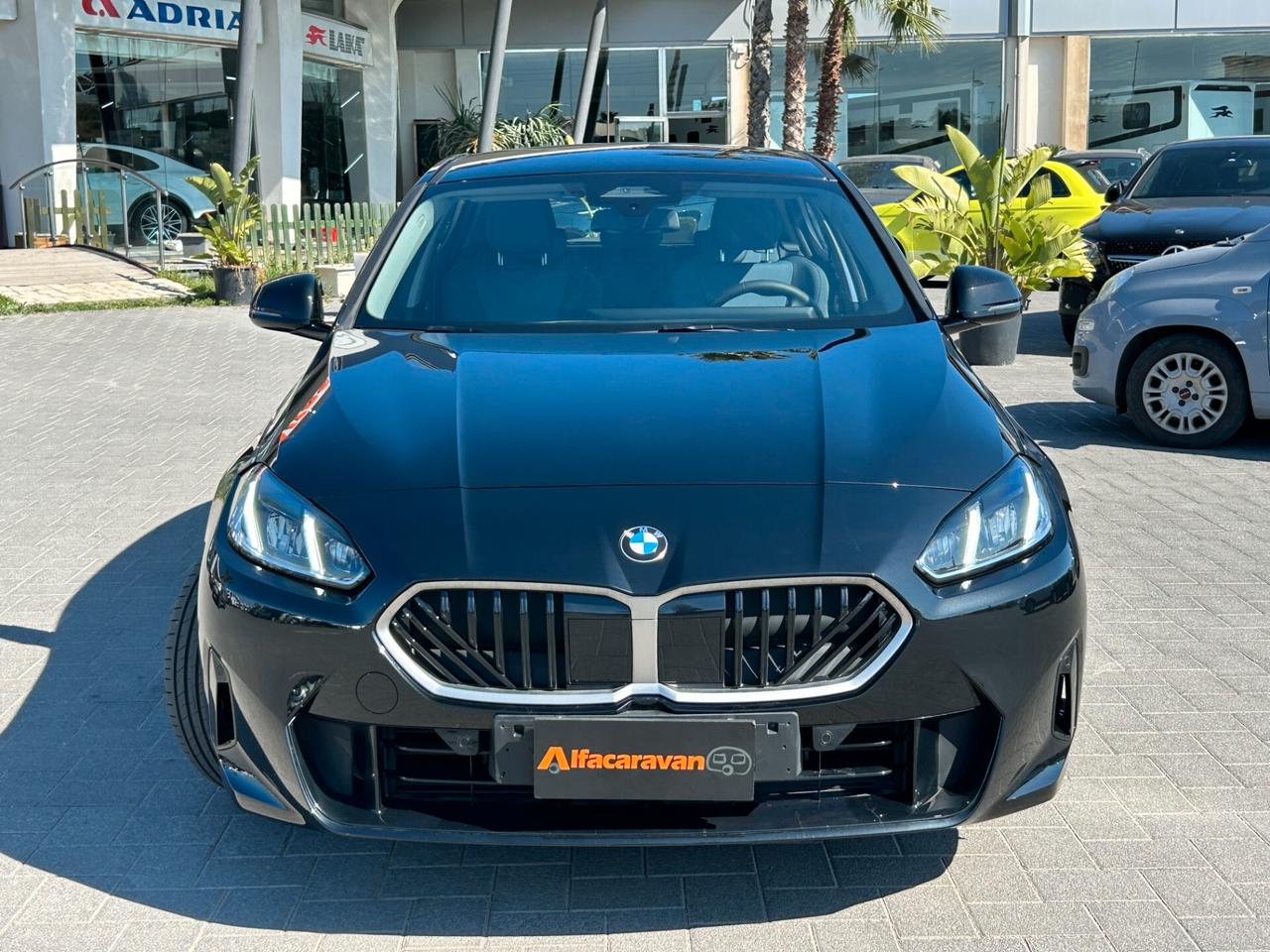 BMW 118d auto KM 0