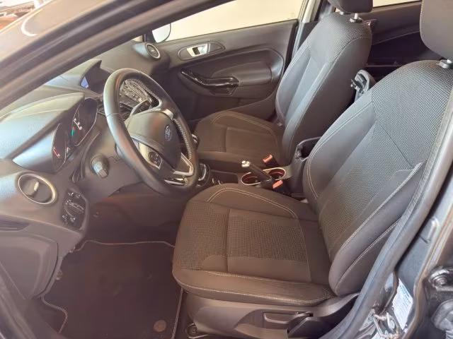 FORD Fiesta 1.4 GPL Titanium