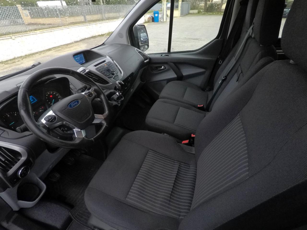 Ford Tourneo Custom 2.0 TDCi 130CV- 9 POSTI
